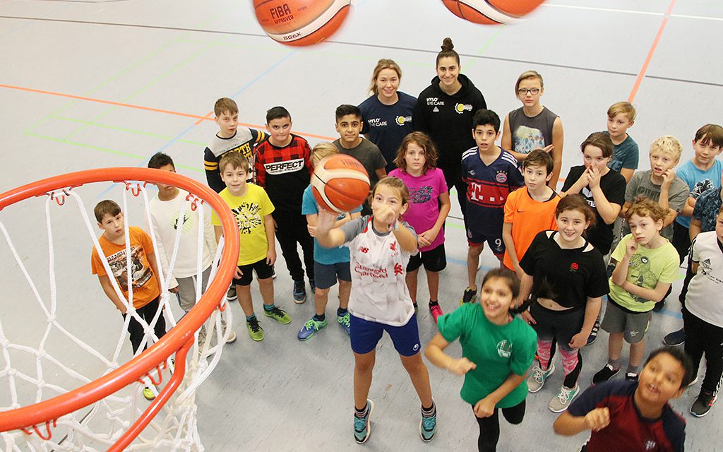 https://www.saarlouis-royals.net/wp-content/uploads/2019/11/Kooperationsvertrag-SLS-Royals-11-11-2019-BK-2-1024x640.jpg